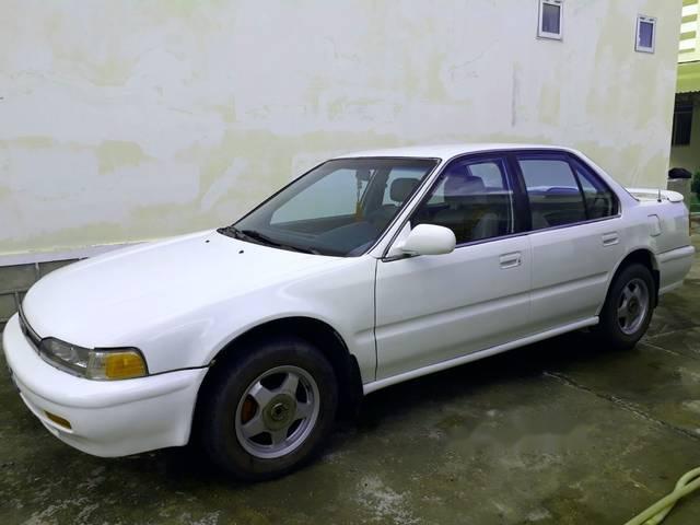 Honda Accord    1993 - Bán Honda Accord 1993, màu trắng chính chủ, giá chỉ 110 triệu