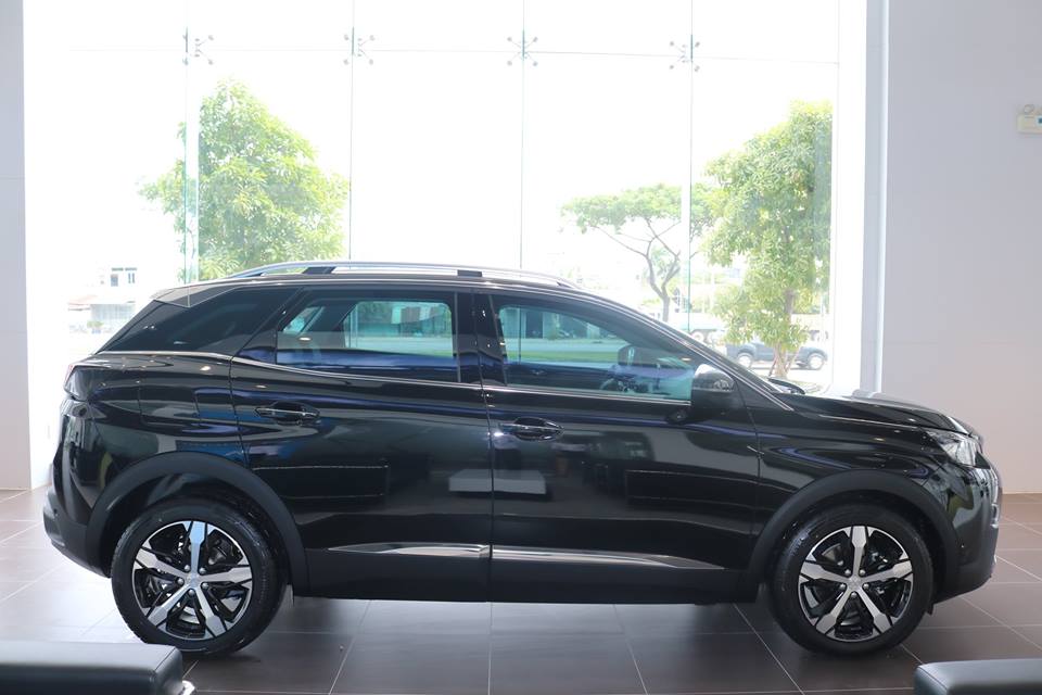 Peugeot 3008 2018 - Peugeot Hải Phòng - Bán xe Peugeot 3008 All New, màu đen, sẵn xe giao ngay, có xe lái thử, tặng bảo hiểm vật chất
