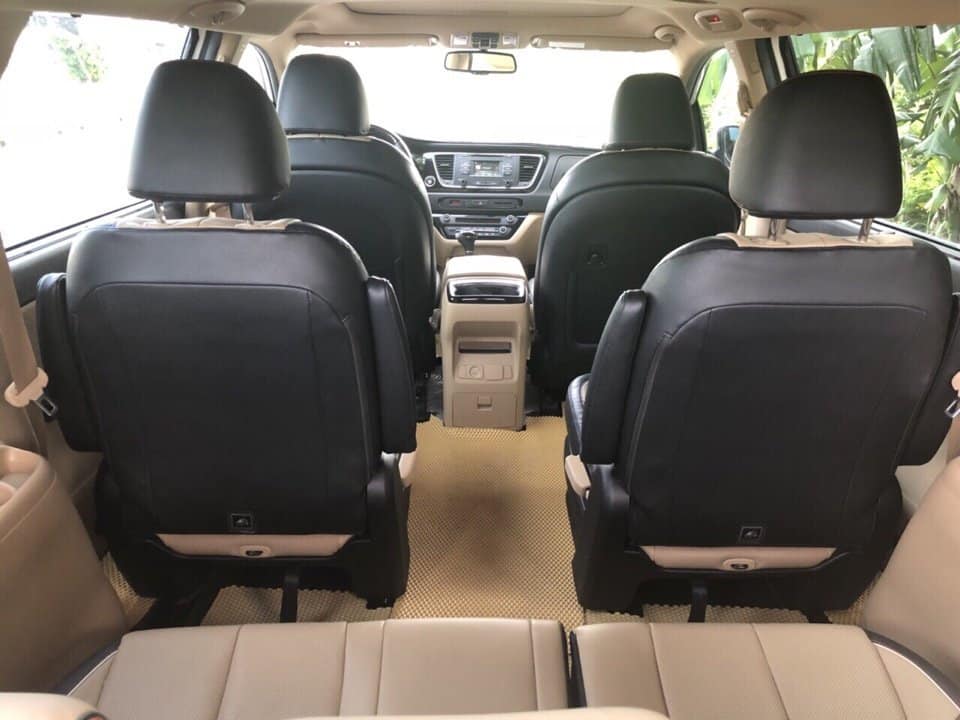 Kia Sedona GAT 2015 - Bán Kia Sedona 2015 màu trắng, số tự động