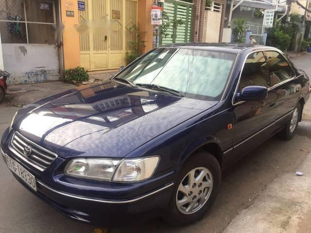 Bán xe Toyota Camry 2000 giá 135 triệu  536741