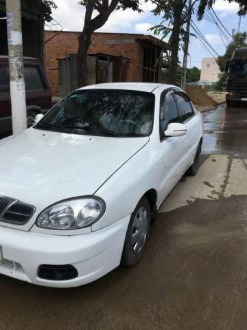 Daewoo Lanos   2003 - Cần bán lại xe Daewoo Lanos sản xuất 2003, màu trắng, giá tốt