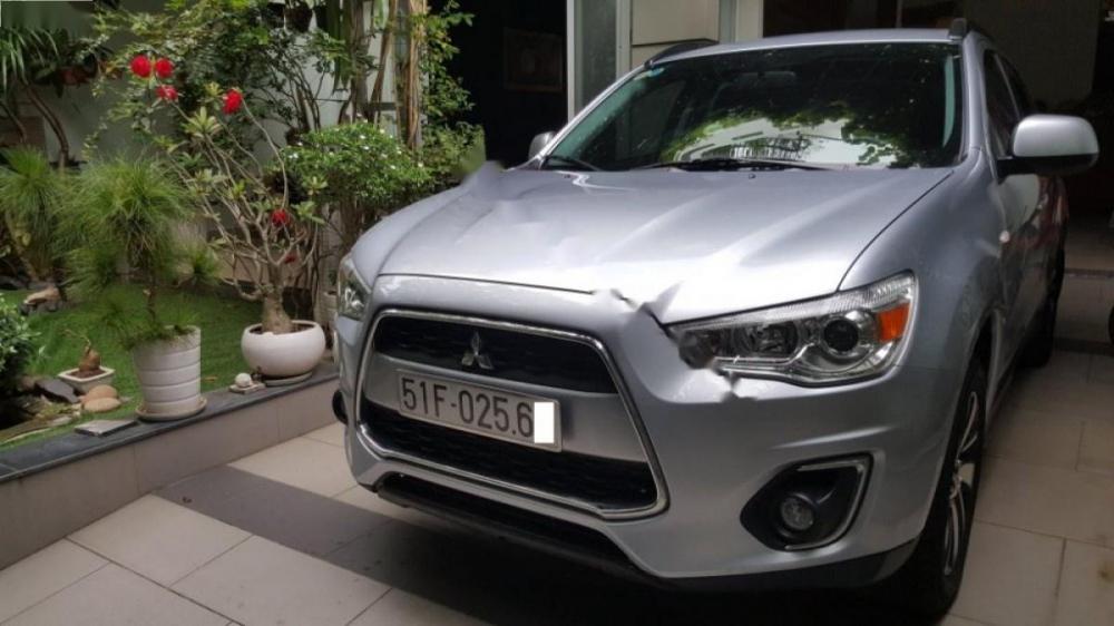 Mitsubishi Outlander 2015 - Bán Mitsubishi Outlander đời 2015, màu bạc, nhập khẩu giá cạnh tranh