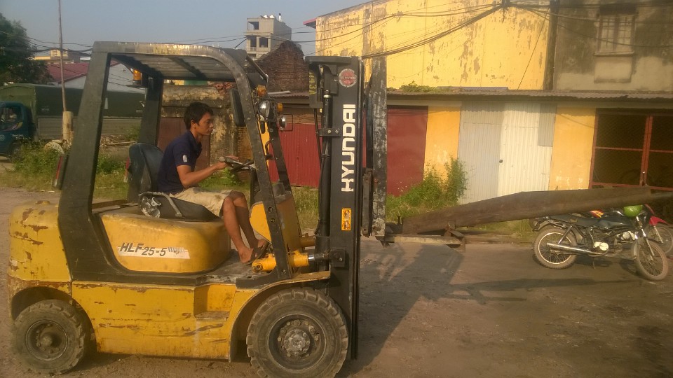JAC X30 2008 - Bán xe nâng Hyundai 2,5 tấn, nâng cao 5m có dịch chuyển ngang, nâng hạ trong thùng công