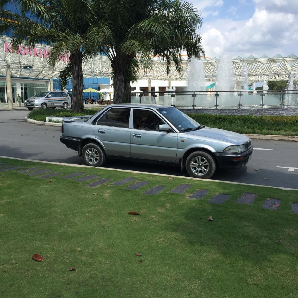 Toyota Corolla G 1989 - Cần bán xe Toyota Corolla, màu bạc