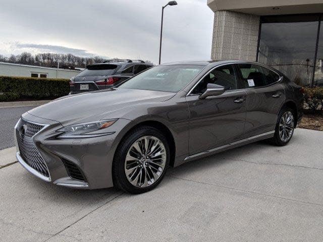 Lexus LS LS500 2019 - Lexus LS500 đời 2019, xe nhập khẩu nguyên chiếc, xe đặt cọc