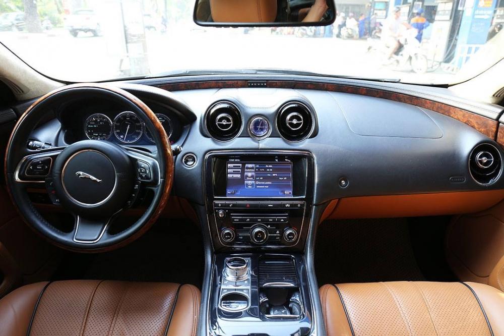 Jaguar XJL 5.0 Supercharger 2010 - Jaguar XJL 5.0 Supercharger đời 2010, màu đen, xe nhập