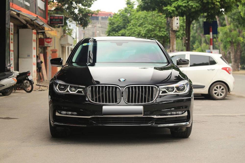 BMW 7 Series 740i 2015 - BMW 7 Series 740i đời 2016, màu đen, nhập khẩu