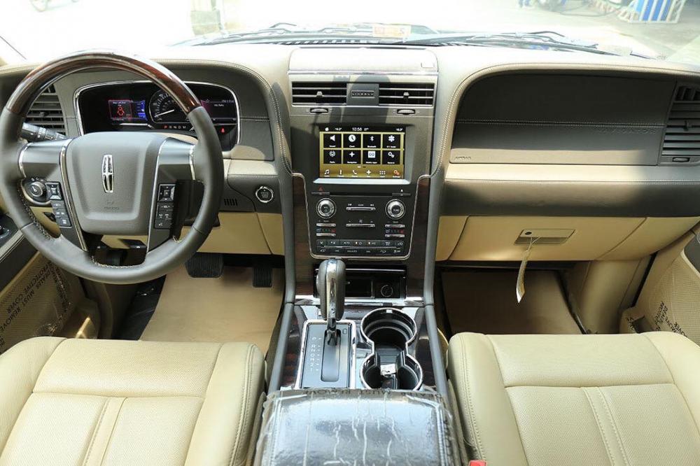 Lincoln Navigator L 2016 - Lincoln Navigator L đời 2016, màu đen, xe nhập