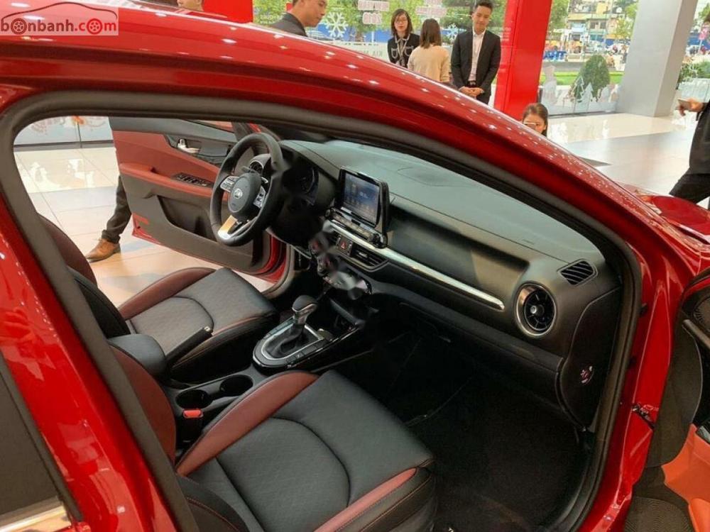 Kia Cerato Premium 2018 - Cần bán Kia Cerato Premium năm sản xuất 2018, màu đỏ, giá 675tr