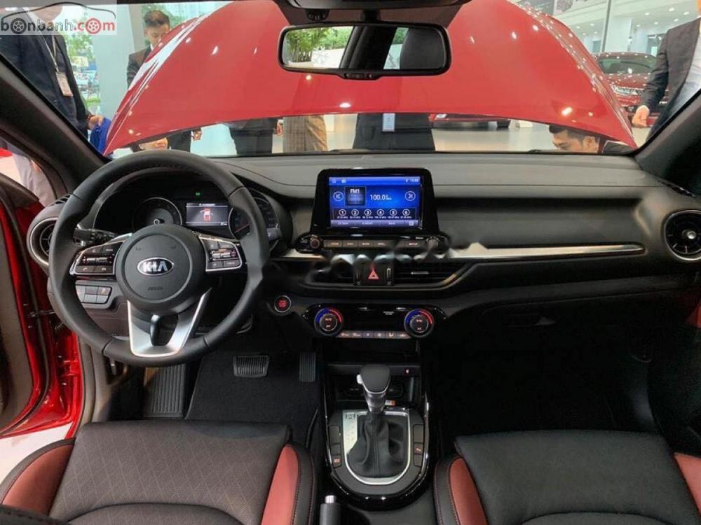 Kia Cerato Premium 2018 - Cần bán Kia Cerato Premium năm sản xuất 2018, màu đỏ, giá 675tr