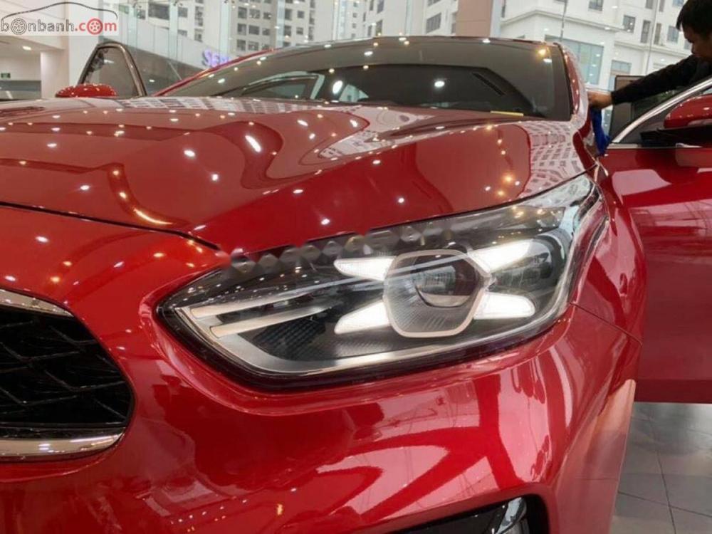 Kia Cerato Premium 2018 - Cần bán Kia Cerato Premium năm sản xuất 2018, màu đỏ, giá 675tr