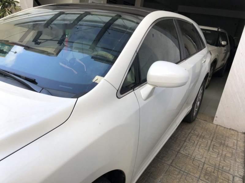 Toyota Venza   AWD  2009 - Bán Toyota Venza AWD đời 2009, màu trắng, nhập khẩu