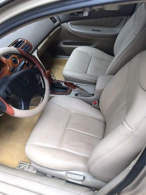 Honda Accord   2002 - Cần bán xe Honda Accord năm 2002, màu vàng, nhập khẩu