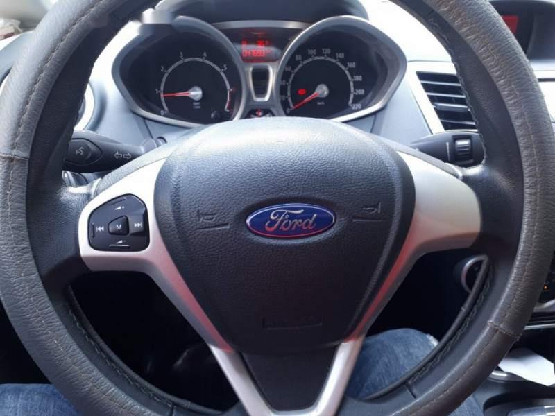 Ford Fiesta   S   2013 - Bán Ford Fiesta S đời 2013, màu đỏ, chính chủ, giá 365tr