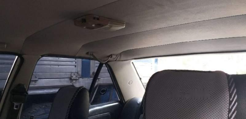 Mazda 323 1995 - Bán ô tô Mazda 323 năm 1995, màu trắng, nhập khẩu