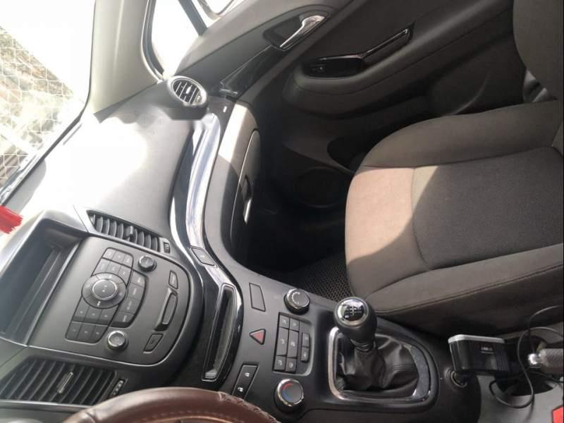 Chevrolet Orlando  MT 2018 - Bán xe Chevrolet Orlando MT đời 2018, màu trắng, xe nhập còn mới 