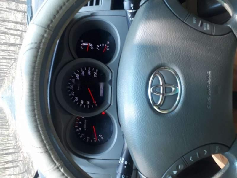 Toyota Hilux 2011 - Bán Toyota Hilux sản xuất năm 2011, màu bạc, nhập khẩu nguyên chiếc Thái Lan