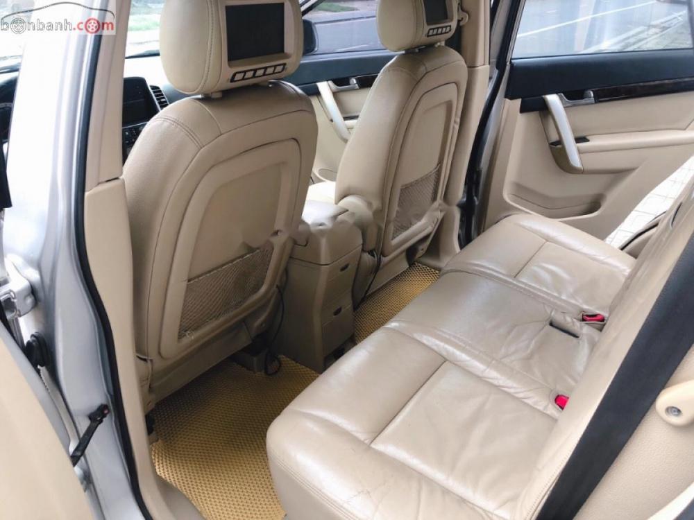 Chevrolet Captiva LT 2009 - Bán xe Chevrolet Captiva LT 2009, màu bạc, chính chủ 