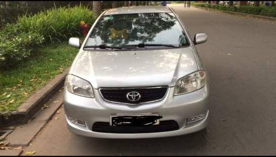 Toyota Vios MT 2006 - Bán xe cũ Toyota Vios MT năm 2006, màu bạc, giá tốt