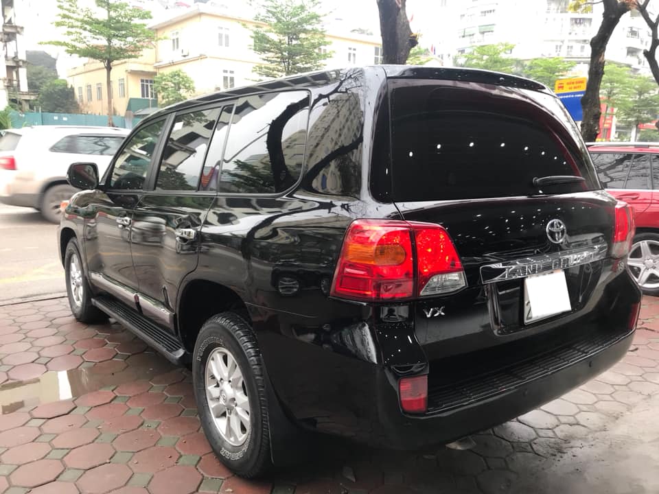 Toyota Land Cruiser VX  2013 - Bán ô tô Toyota Land Cruiser VX sản xuất năm 2013, màu đen, nhập khẩu