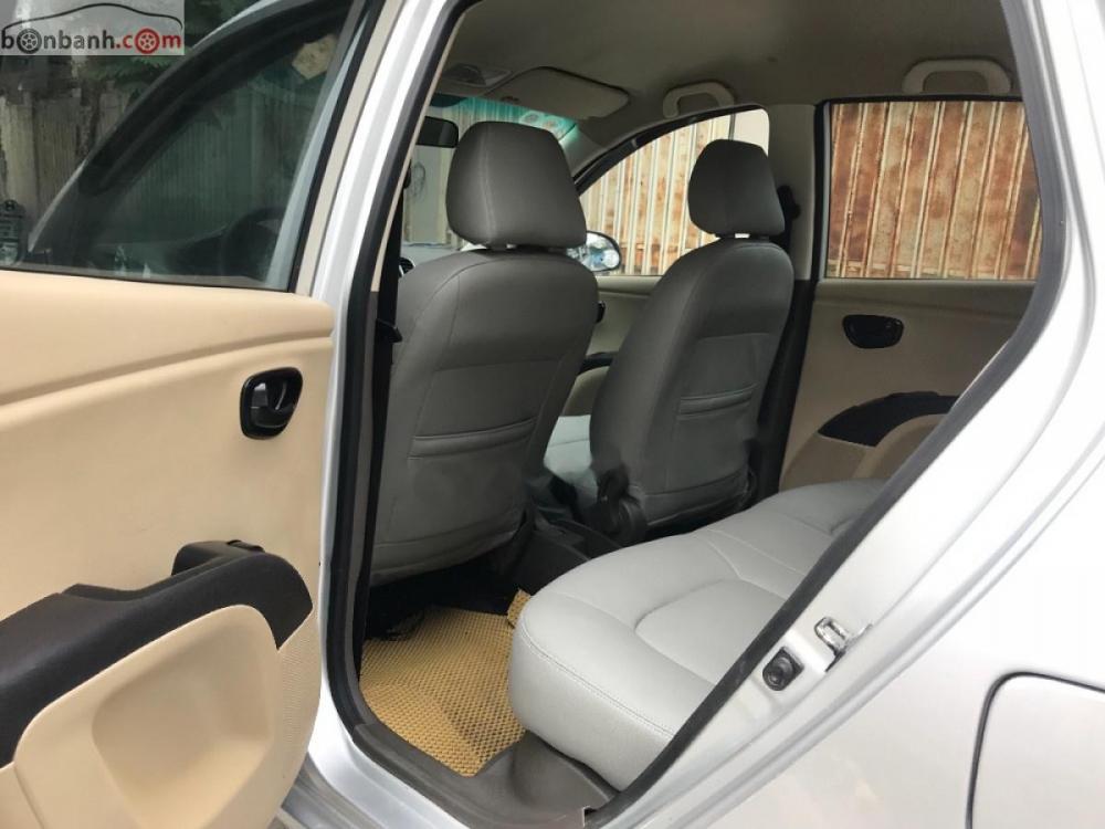 Hyundai i10 1.2 2014 - Bán Hyundai i10 1.2 năm sản xuất 2014, màu bạc, nhập khẩu 