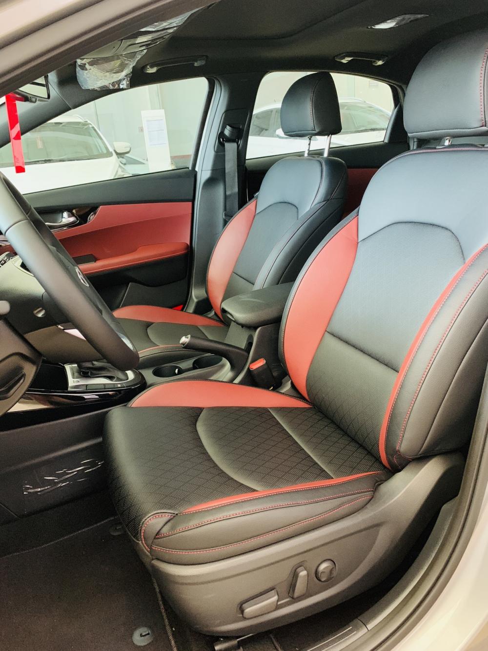 Kia Cerato MT 2019 - Bán Cerato All New - Giảm giá sâu - ưu đãi quà tặng khủng - gọi ngay 0902848521 để được phục vụ tốt nhất