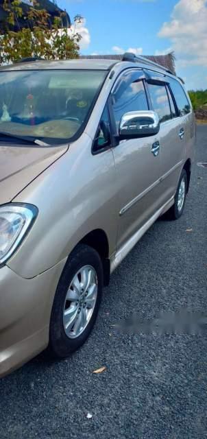 Toyota Innova 2011 - Bán xe Toyota Innova năm sản xuất 2011, nhập khẩu