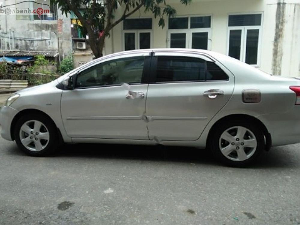 Toyota Vios G 2009 - Bán Toyota Vios G năm 2009, màu bạc, số tự động