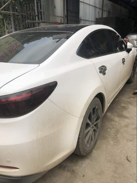 Mazda 6   2017 - Cần bán gấp Mazda 6 đời 2017, màu trắng như mới