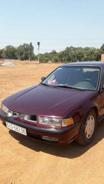 Honda Accord  MT 1994 - Cần bán gấp Honda Accord MT đời 1994, màu đỏ, xe mua về chỉ việc sử dụng