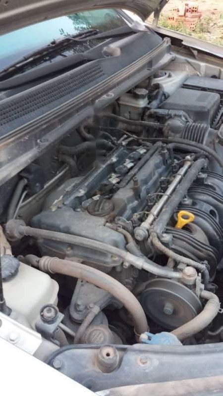 Kia Carens 2011 - Bán xe Kia Carens năm sản xuất 2011, màu kem (be), không chạy dịch vụ