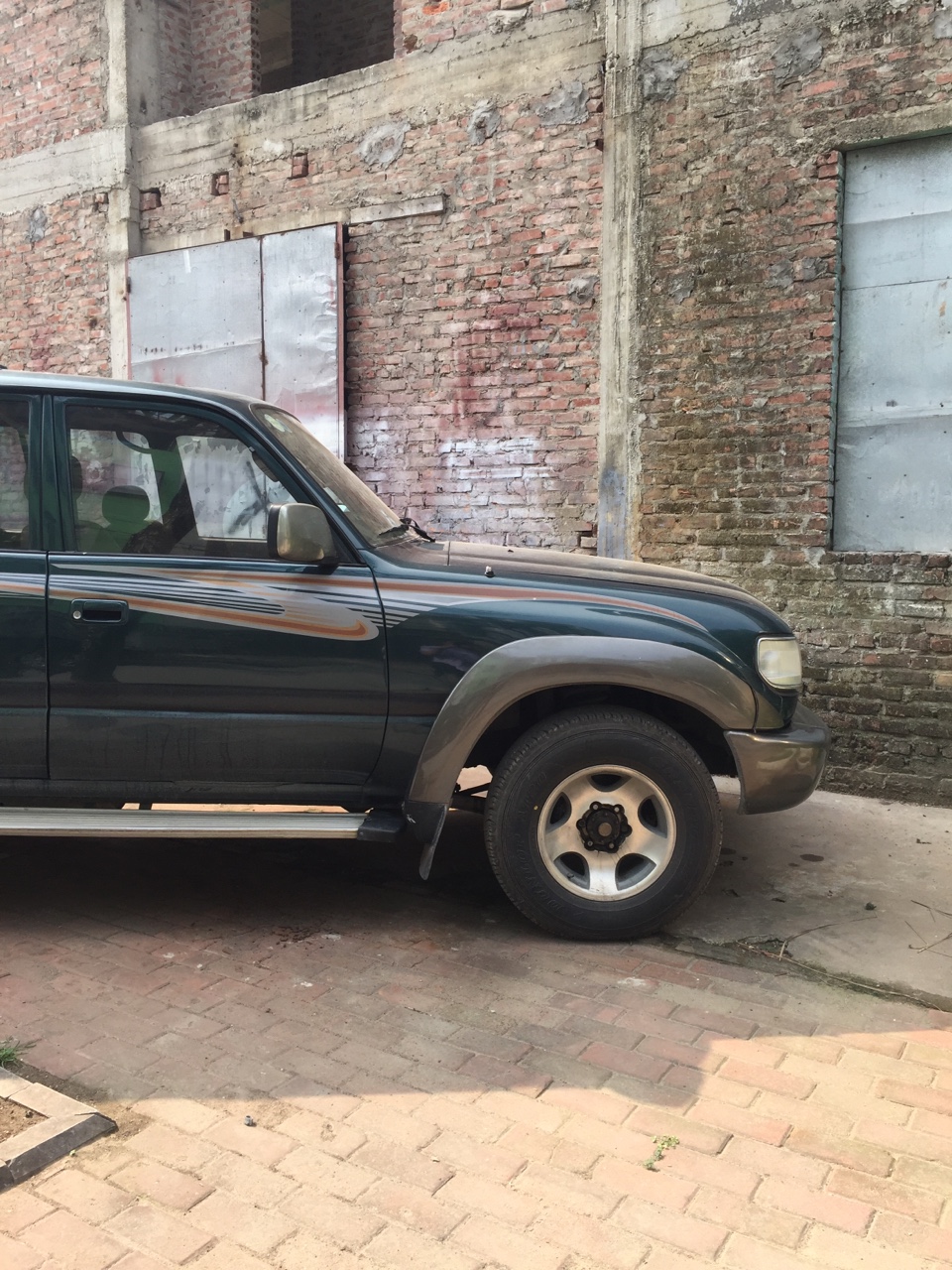 Toyota Land Cruiser VX 1997 - Xe Toyota Land Cruiser VX 1997, màu xanh lục, nhập khẩu nguyên chiếc số tự động