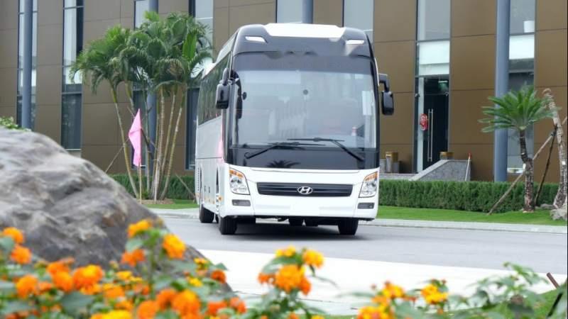 Hyundai Universe 2019 - Cần bán xe Hyundai Universe sản xuất năm 2019, màu trắng
