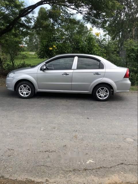 Daewoo Gentra 2007 - Lên 7 chỗ bán Daewoo Gentra đời 2007, màu bạc