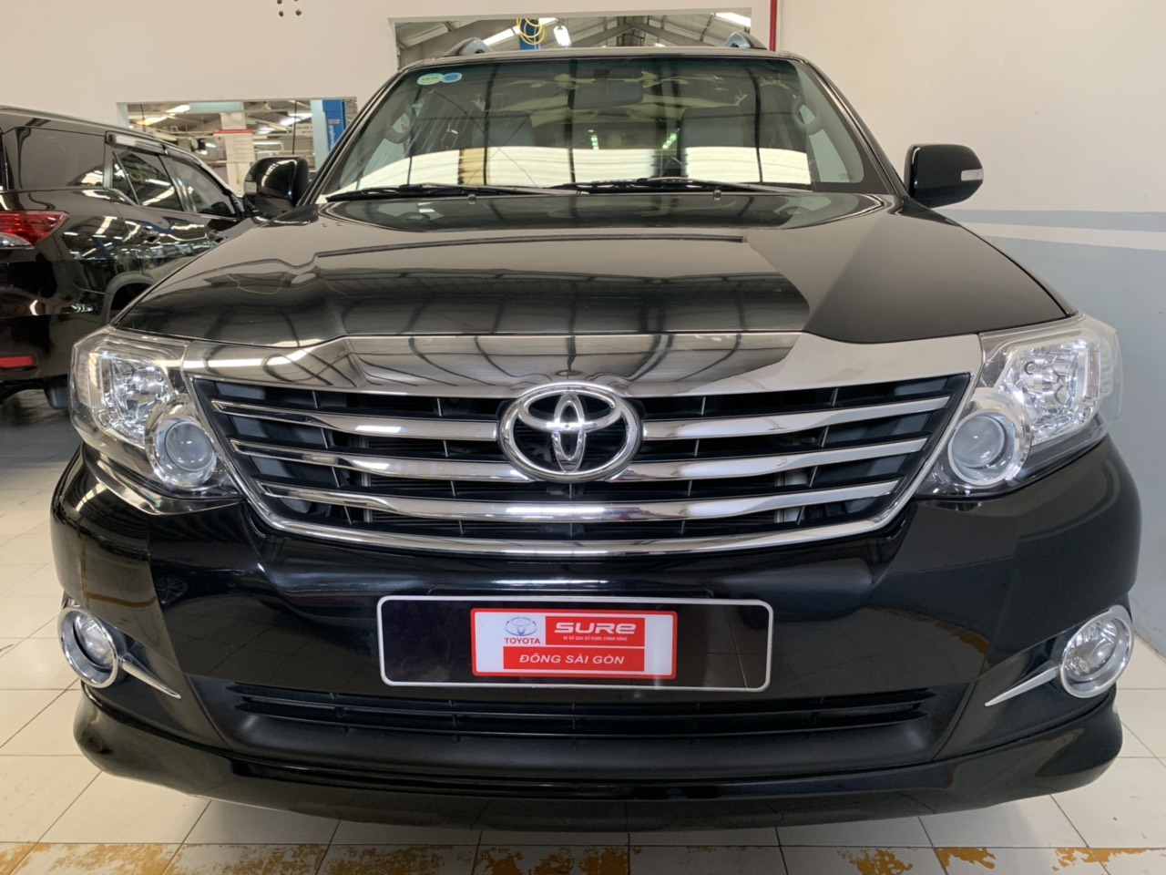 Toyota Fortuner V 2016 - Xe Fortuner xăng, xe gia đình, hỗ trợ ngân hàng 70%