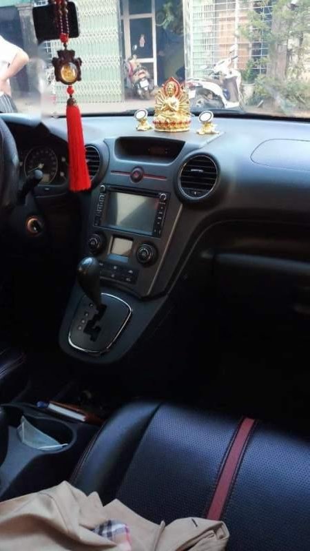 Kia Carens 2011 - Bán xe Kia Carens năm sản xuất 2011, màu kem (be), không chạy dịch vụ