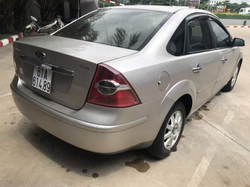 Ford Focus  1.8L 2008 - Bán xe Ford Focus 2008 số sàn, màu ghi vàng