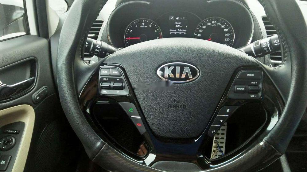 Kia Cerato AT 2018 - Cần bán lại xe Kia Cerato AT 2018, màu trắng, giá tốt