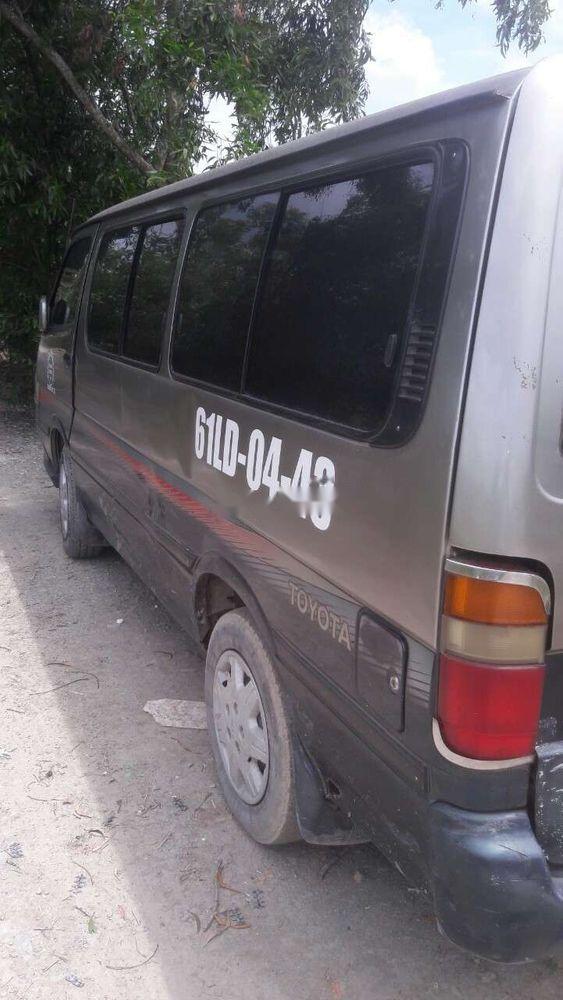 Toyota Hiace   1999 - Bán Toyota Hiace năm sản xuất 1999, xe nhập