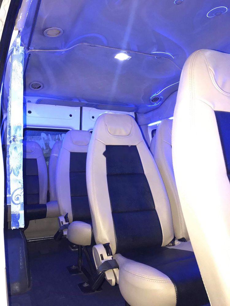 Ford Transit   2013 - Bán Ford Transit đời 2013 form mới, đi được hơn 220.000 km