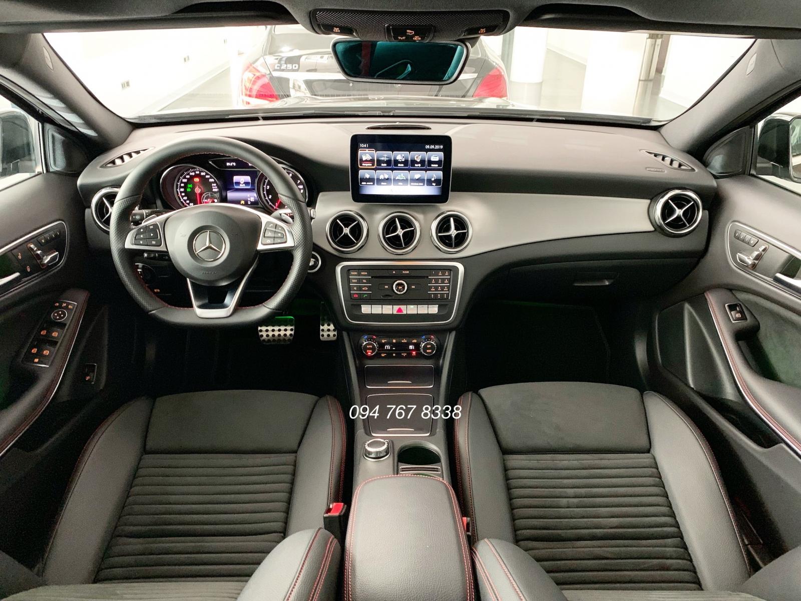 Mercedes-Benz GLA-Class 2019 - Bán Mercedes GLA250 2019, siêu lướt chính chủ, biển đẹp