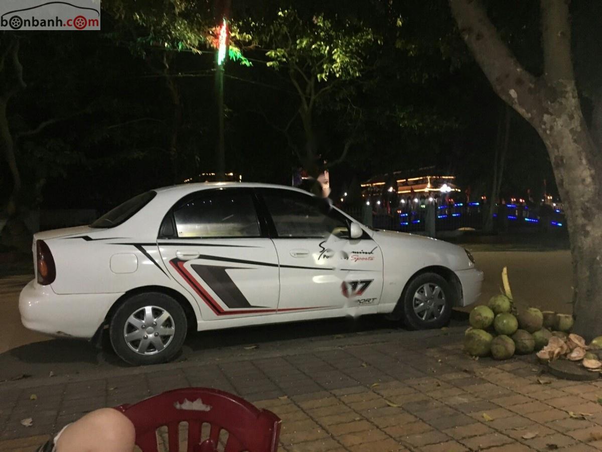 Daewoo Lanos 2002 - Bán Daewoo Lanos năm 2002, màu trắng, xe nhập 