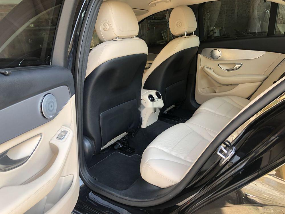 Mercedes-Benz C class C200 2016 - Cần bán xe Mercedes C200 sản xuất 2016, màu đen