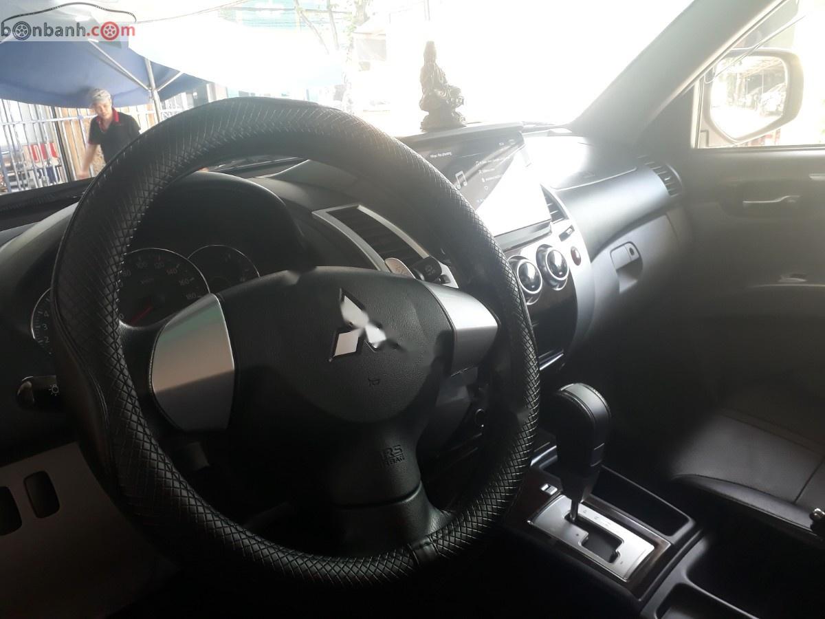 Mitsubishi Pajero Sport   2015 - Cần bán Mitsubishi Pajero Sport G 4x2 AT 2015, màu bạc như mới
