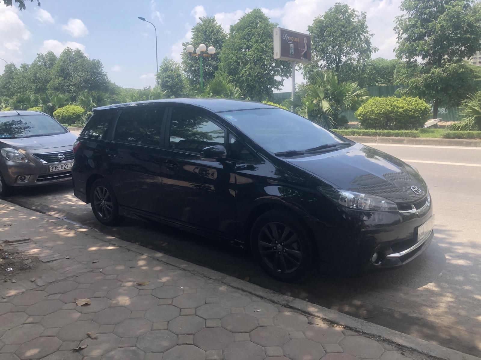 Toyota Wish 2012 - Bán xe Toyota Wish 2.0 AT nhập khẩu 2012, tên tư nhân biển Hà Nội