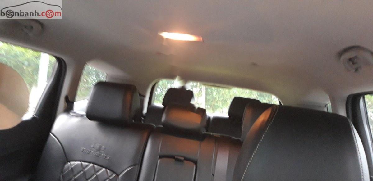 Chevrolet Orlando   2017 - Cần bán lại Chevrolet Orlando sản xuất 2017, màu trắng