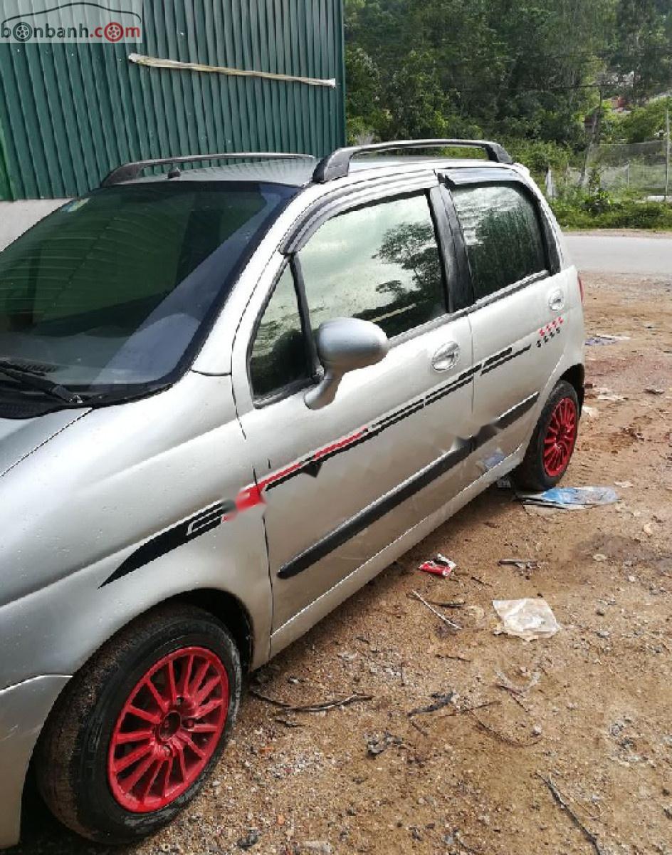 Daewoo Matiz 2003 - Bán Daewoo Matiz SE 0.8 MT đời 2003, màu bạc số sàn, giá tốt