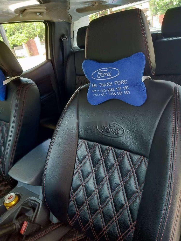 Ford Ranger 2015 - Chính chủ bán Ford Ranger đời 2015, màu trắng, nhập khẩu