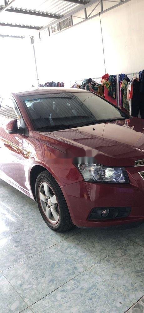 Chevrolet Cruze 2011 - Cần bán gấp Chevrolet Cruze năm 2011, màu đỏ, nhập khẩu