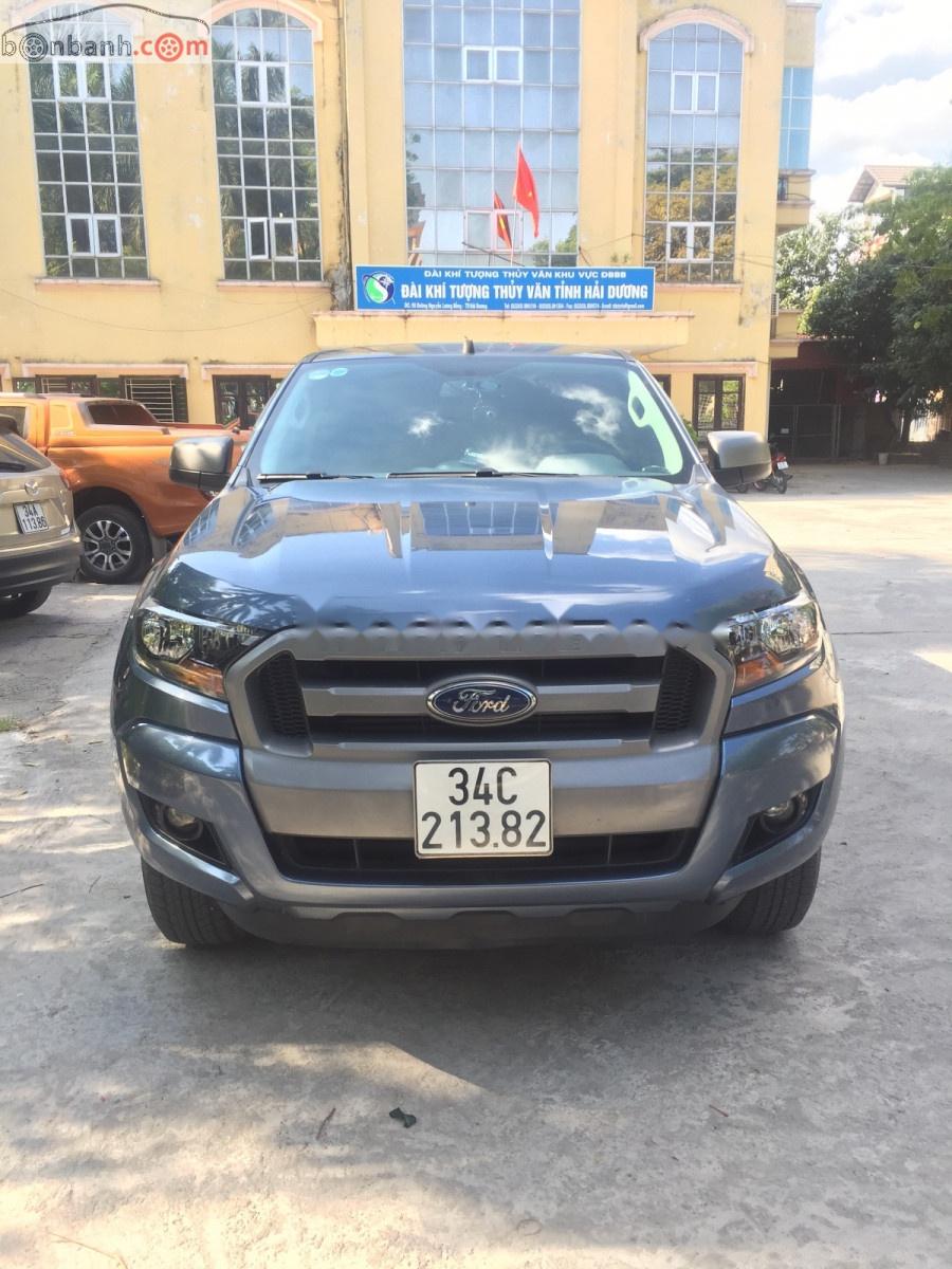 Ford Ranger XLS 2.2L 4x2 AT 2016 - Chính chủ bán xe Ford Ranger XLS AT đời 2016, màu xanh lam, nhập khẩu nguyên